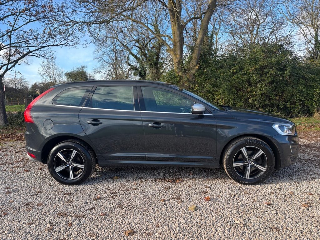 Used Volvo XC60 2017 for sale - 76783614: Photo 3