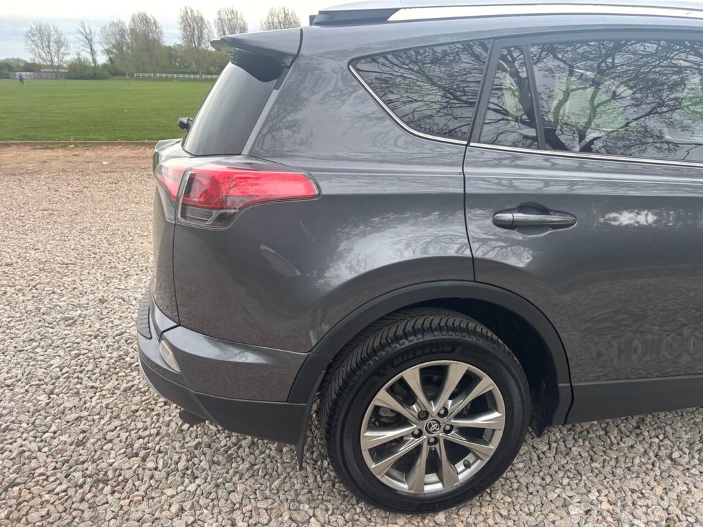 Used Toyota RAV4 2016 for sale - 78181393: Photo 10