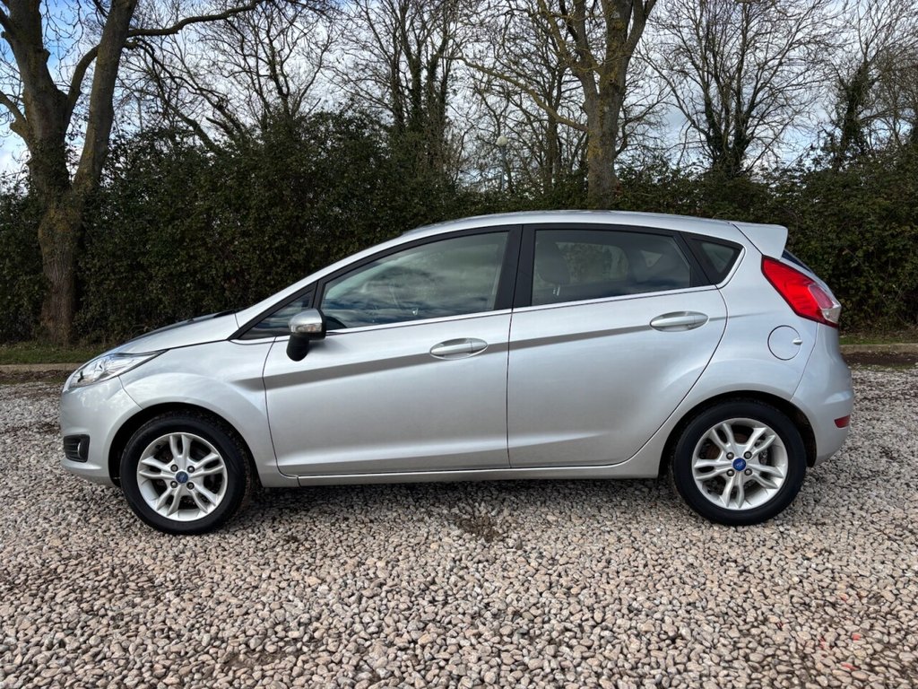 Used Ford Fiesta 2015 for sale - 77655424: Photo 15