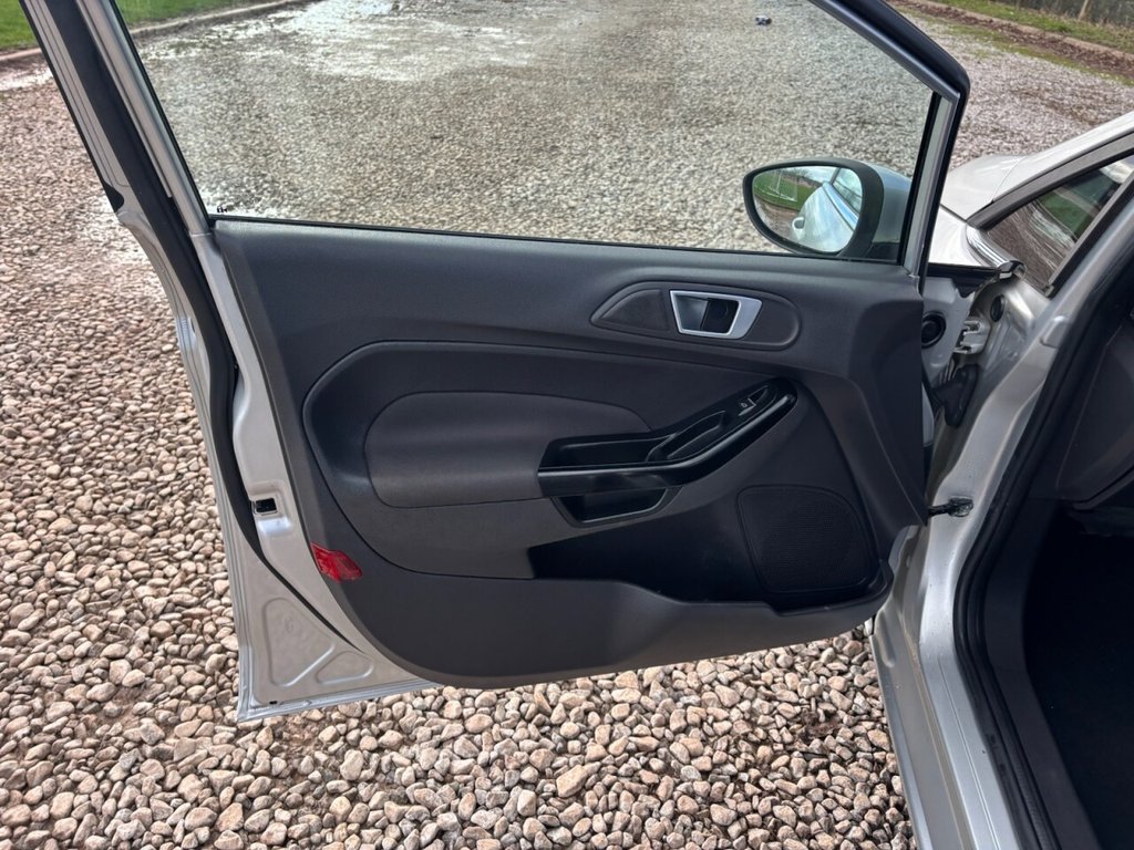 Used Ford Fiesta 2015 for sale - 77655424: Photo 36