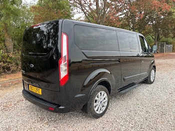 Used Ford Tourneo Custom 2021 for sale - 79562477: Photo