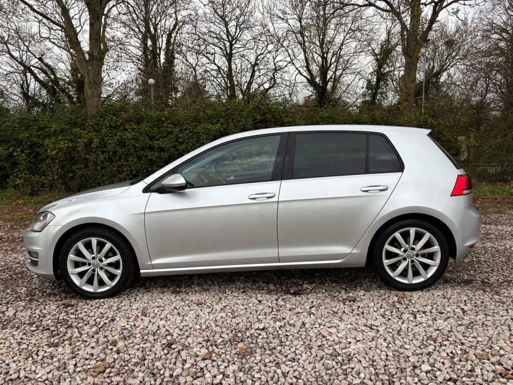 Used Volkswagen Golf 2015 for sale - 76783707: Photo 10