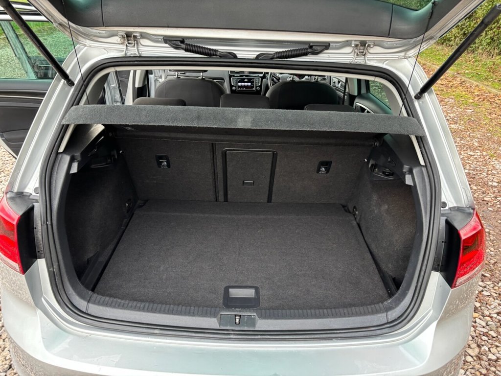 Used Volkswagen Golf 2015 for sale - 76783707: Photo 25