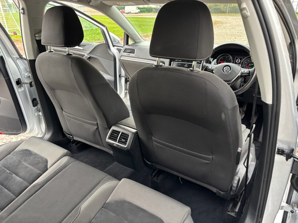 Used Volkswagen Golf 2015 for sale - 76783707: Photo 34