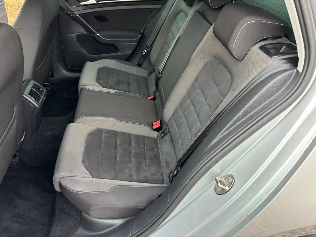 Used Volkswagen Golf 2015 for sale - 76783707: Photo 35