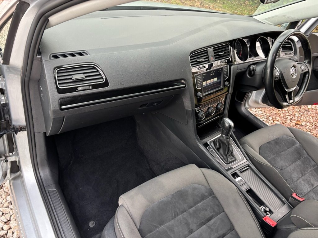 Used Volkswagen Golf 2015 for sale - 76783707: Photo 49