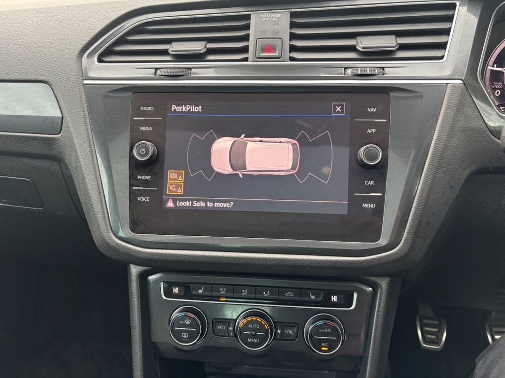 Used Volkswagen Tiguan 2018 for sale - 77668939: Photo 37