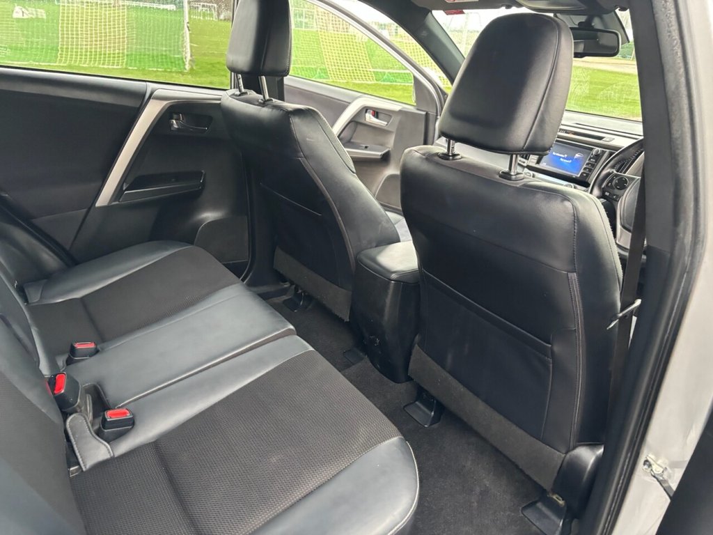 Used Toyota RAV4 2017 for sale - 77089434: Photo 20