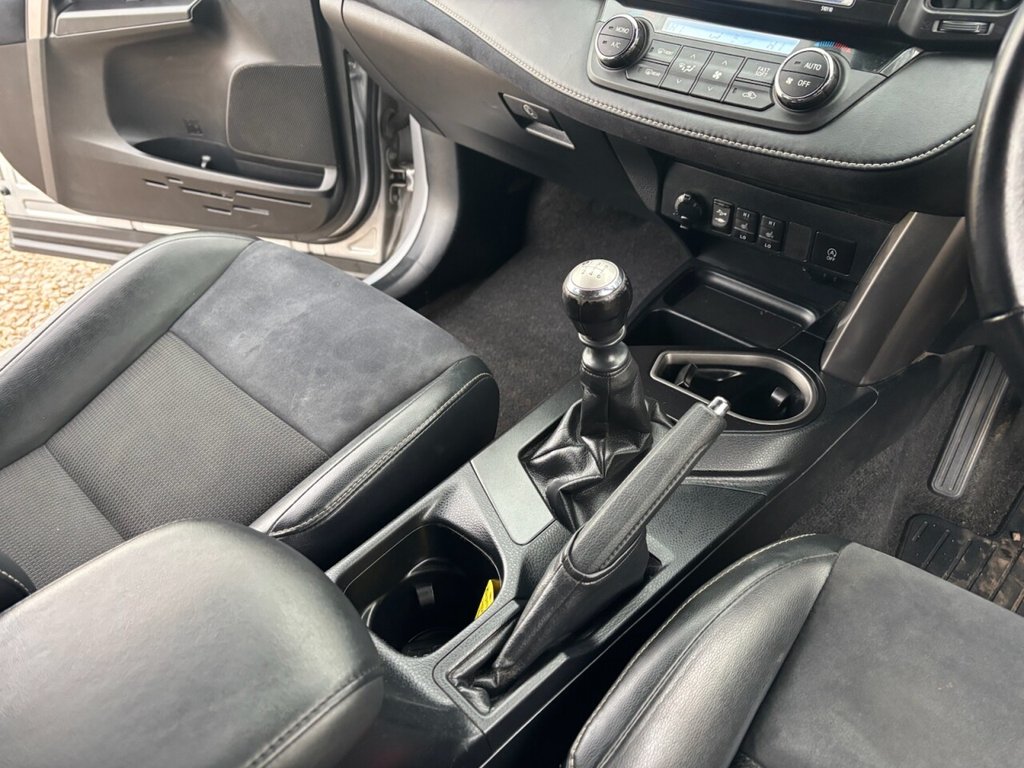 Used Toyota RAV4 2017 for sale - 77089434: Photo 27