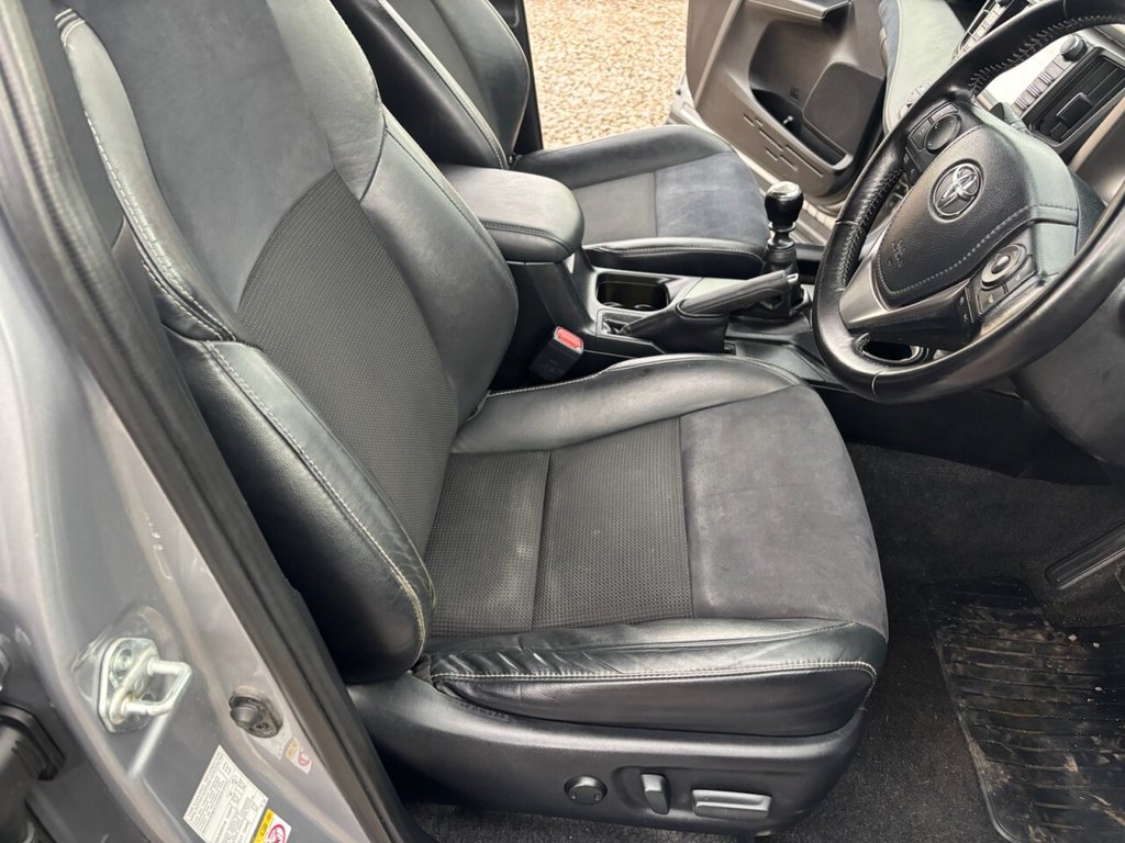 Used Toyota RAV4 2017 for sale - 77089434: Photo 29