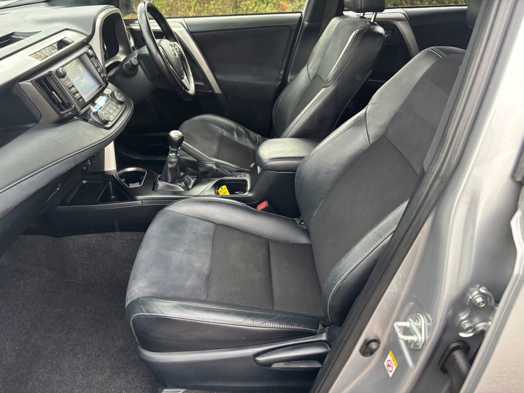 Used Toyota RAV4 2017 for sale - 77089434: Photo 37