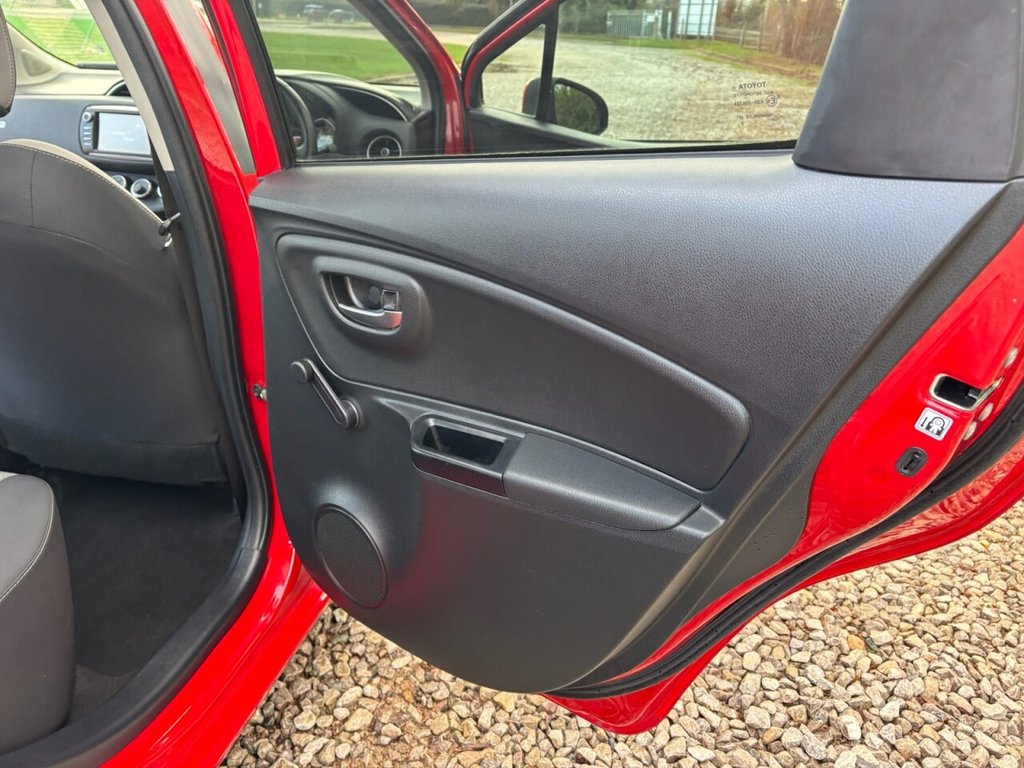 Used Toyota Yaris 2020 for sale - 77122081: Photo 28