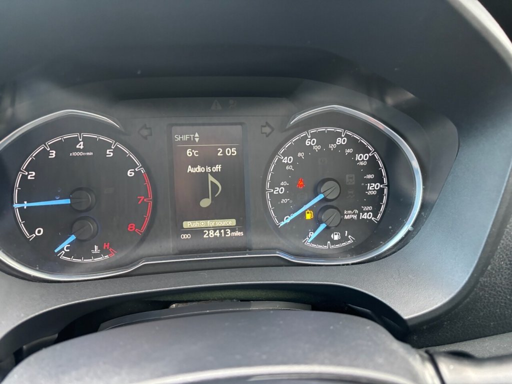 Used Toyota Yaris 2020 for sale - 77122081: Photo 31