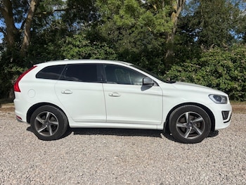 Used Volvo XC60 2015 for sale - 79154717: Photo