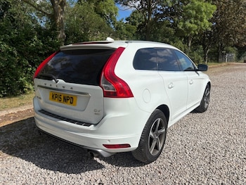 Used Volvo XC60 2015 for sale - 79154717: Photo