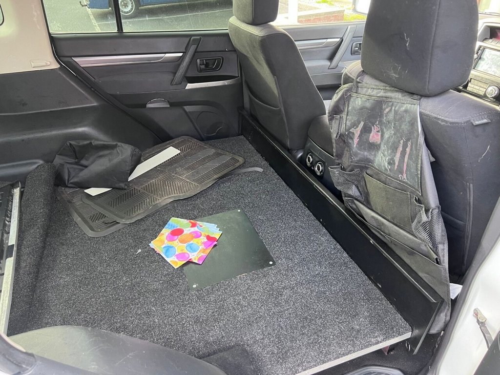 Used Mitsubishi Shogun 2014 for sale - 78172374: Photo 8