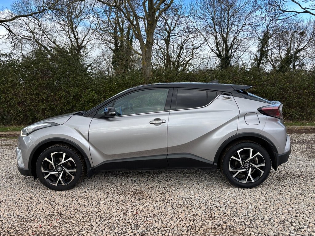 Used Toyota C-HR 2018 for sale - 77546629: Photo 10