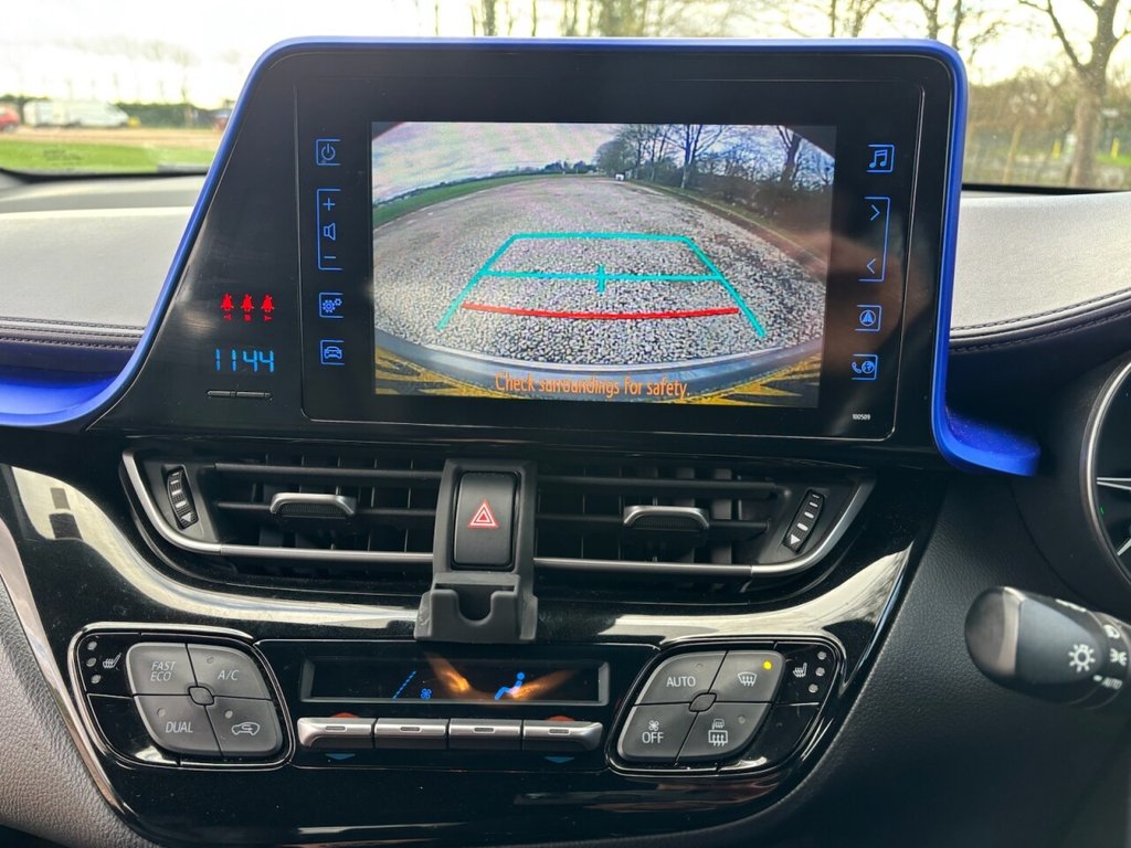 Used Toyota C-HR 2018 for sale - 77546629: Photo 18