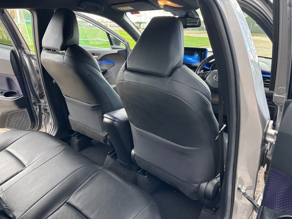 Used Toyota C-HR 2018 for sale - 77546629: Photo 40