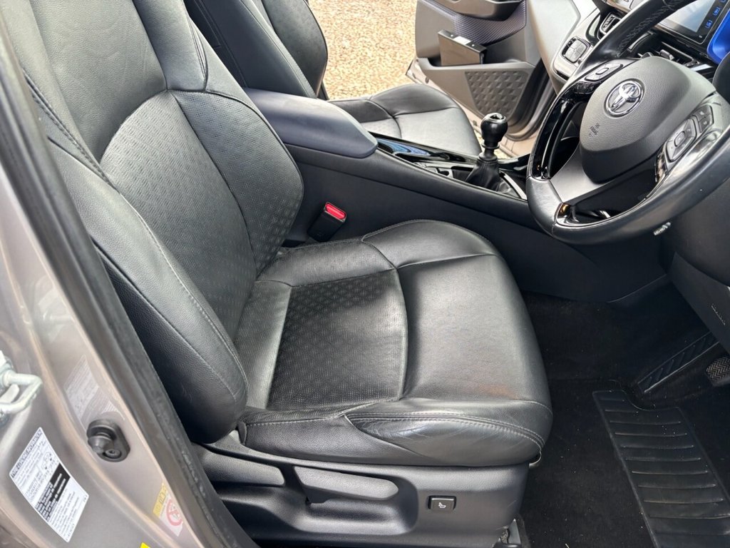Used Toyota C-HR 2018 for sale - 77546629: Photo 44