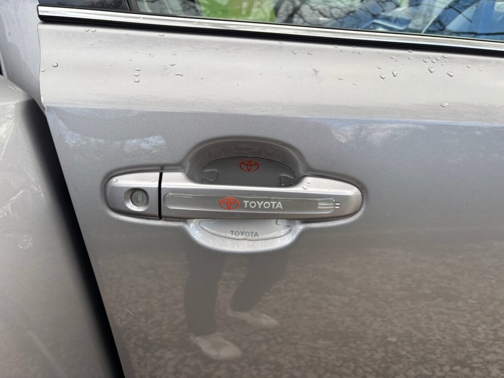 Used Toyota C-HR 2018 for sale - 77546629: Photo 46