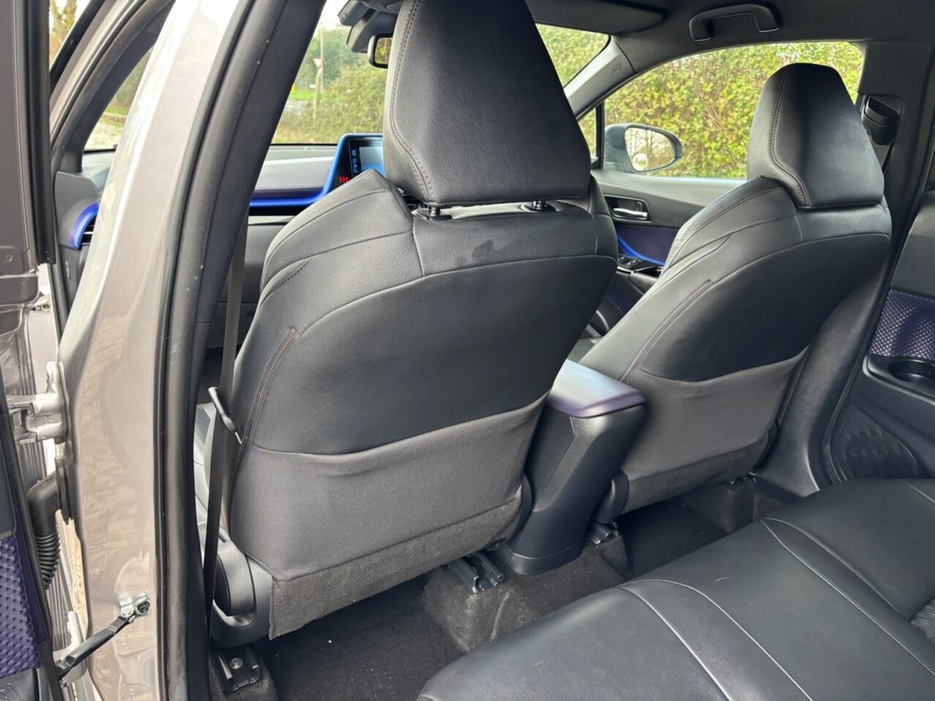 Used Toyota C-HR 2018 for sale - 77546629: Photo 50