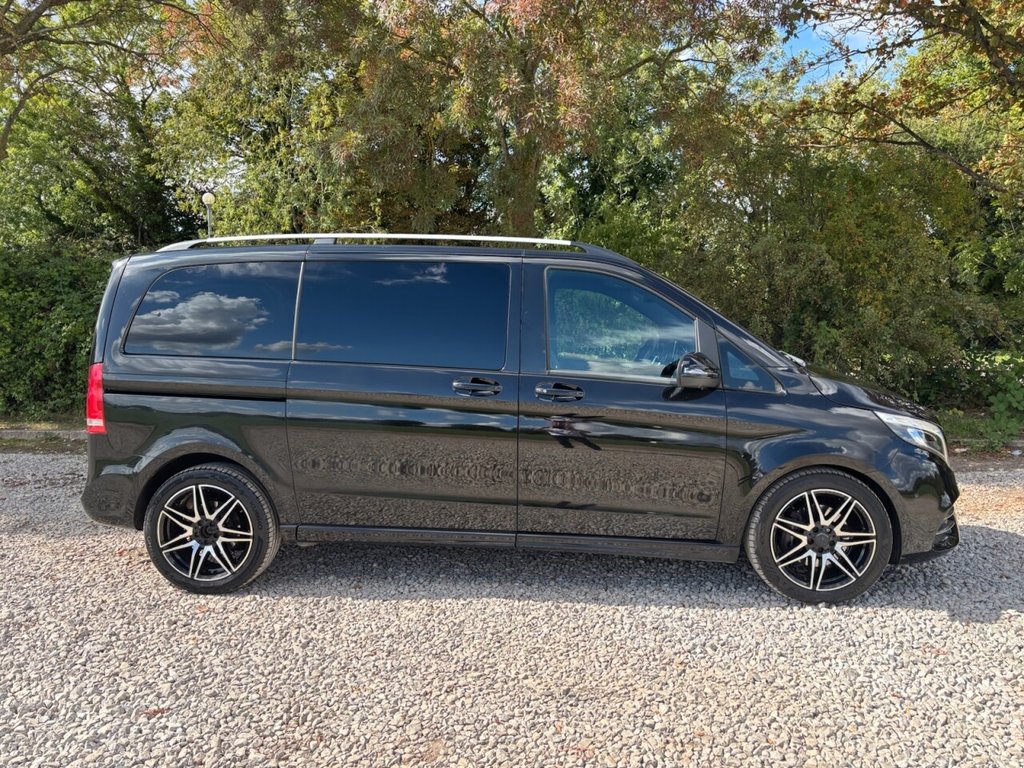 Used Mercedes-Benz V-Class 2018 for sale - 76783556: Photo 3