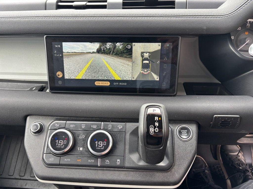 Used Land Rover Defender 2021 for sale - 76783518: Photo 27