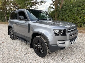 Used Land Rover Defender 2021 for sale - 76783518: Photo