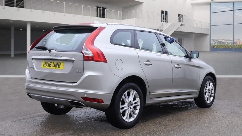 Used Volvo XC60 2016 for sale - 76783676: Photo 2