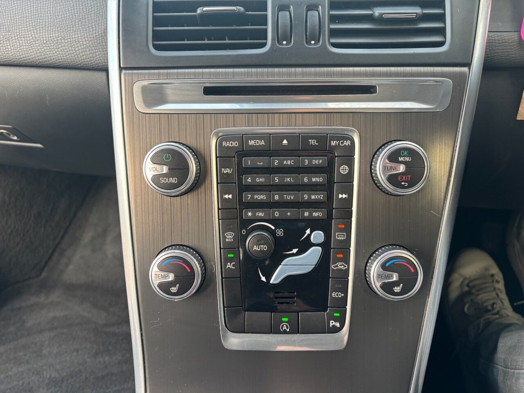 Used Volvo XC60 2016 for sale - 76783676: Photo 28