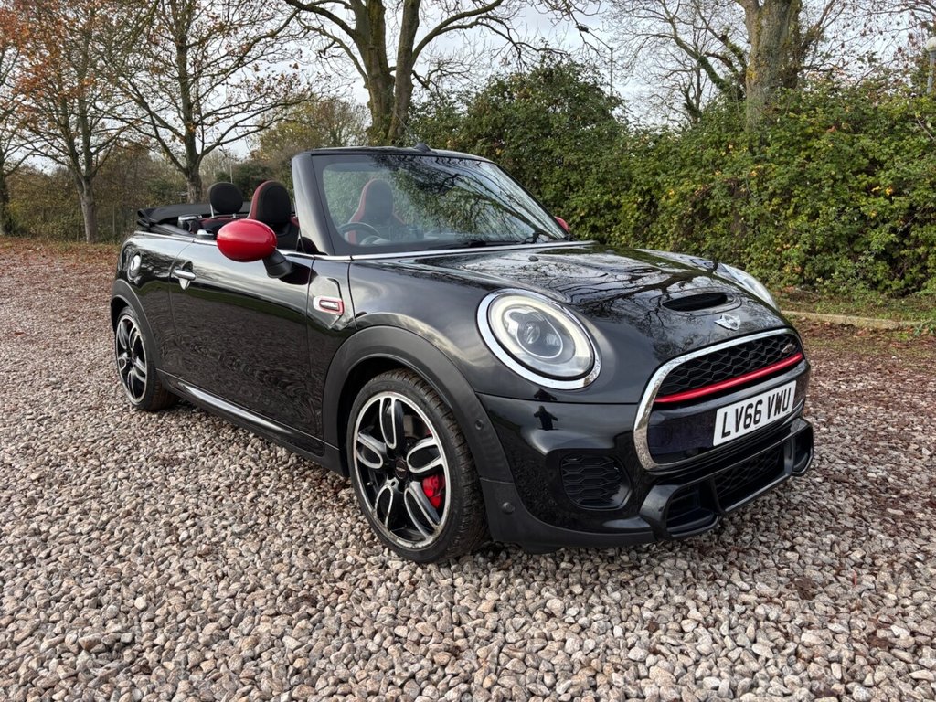 Used MINI Convertible 2017 for sale - 76783683: Photo 4