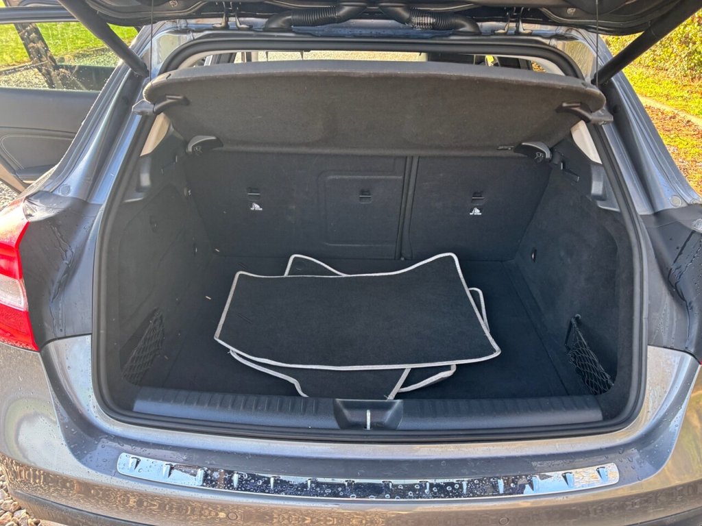 Used Mercedes-Benz GLA 2018 for sale - 76784278: Photo 43