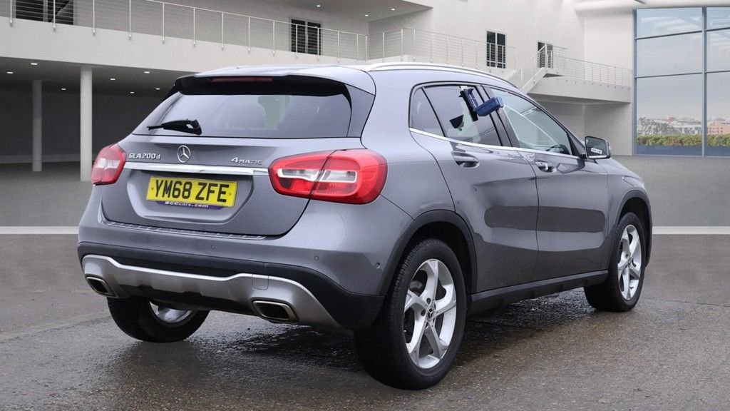 Used Mercedes-Benz GLA 2018 for sale - 76784278: Photo 5