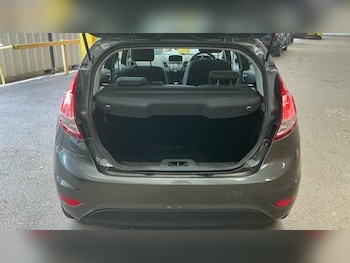 Used Ford Fiesta 2016 for sale - 79122255: Photo