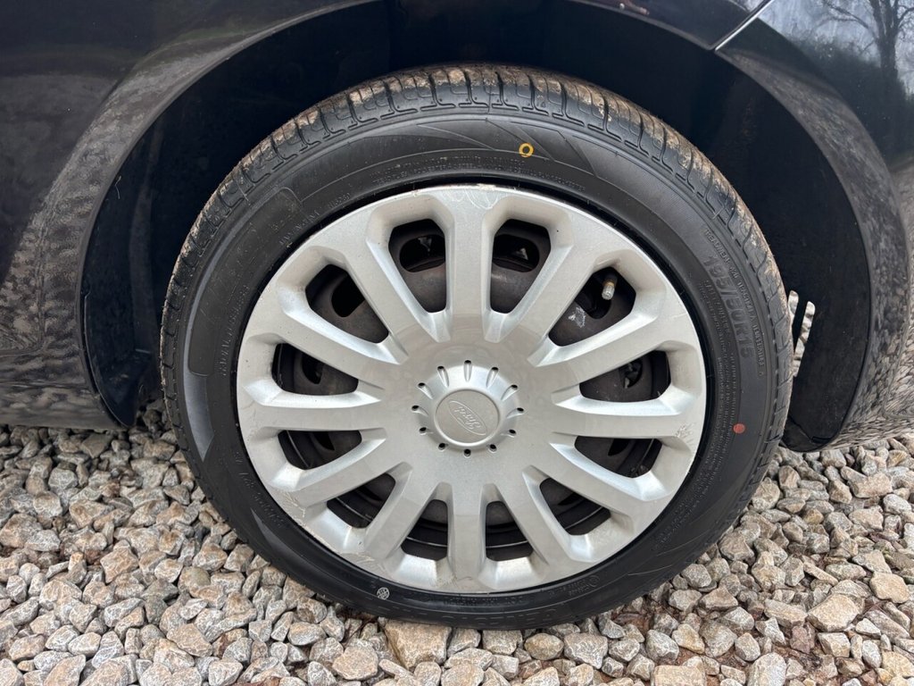 Used Ford Fiesta 2012 for sale - 77212080: Photo 17