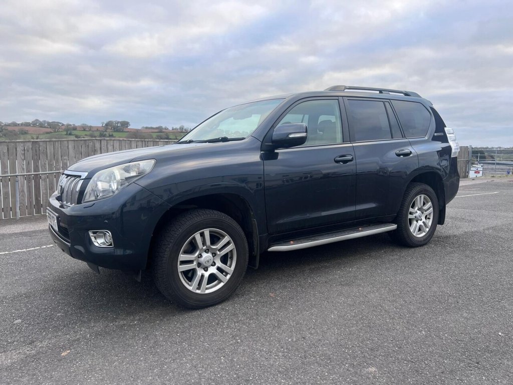 Used Toyota Land Cruiser 2011 for sale - 78117421: Photo 2