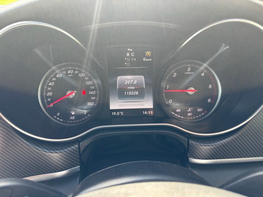 Used Mercedes-Benz V-Class 2018 for sale - 77654875: Photo 37