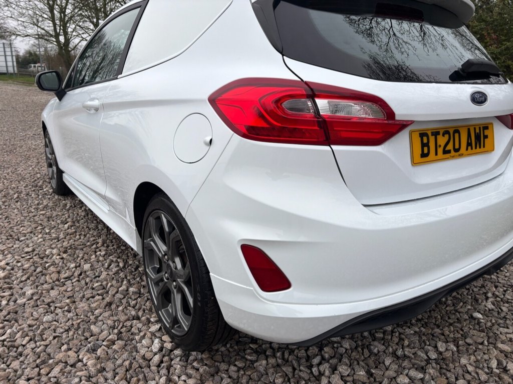 Used Ford Fiesta Van 2020 for sale - 77463745: Photo 18