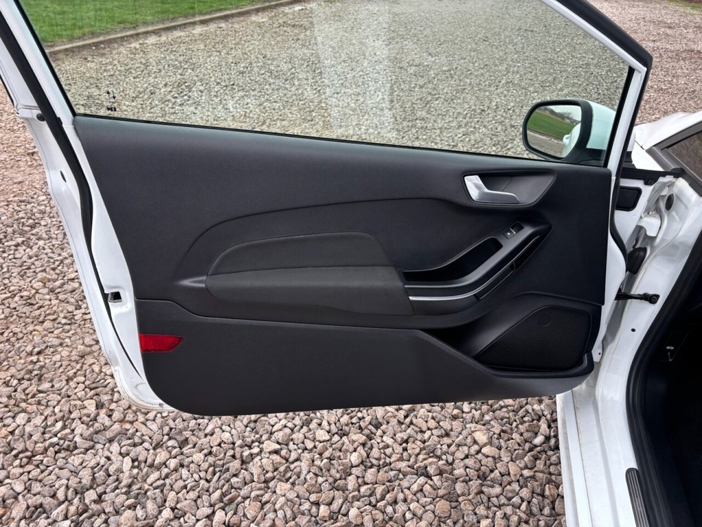 Used Ford Fiesta Van 2020 for sale - 77463745: Photo 24