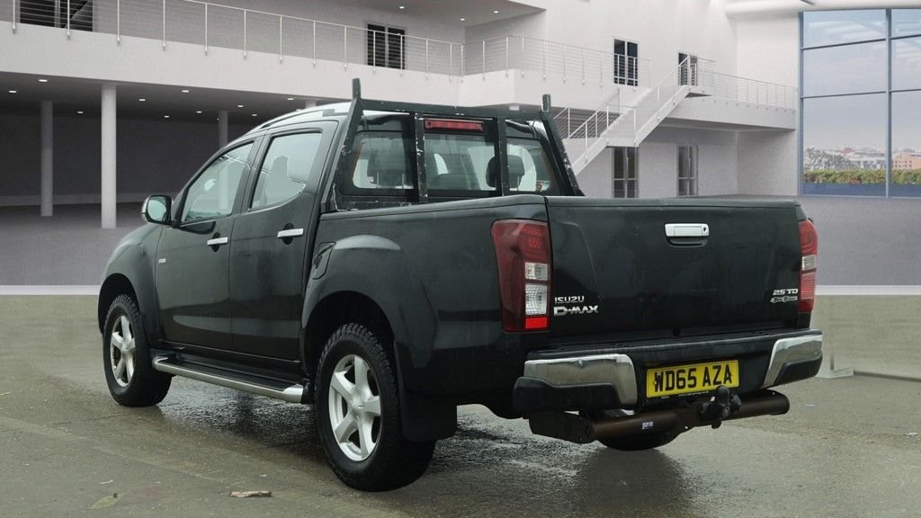Used Isuzu D-Max 2015 for sale - 77693080: Photo 9