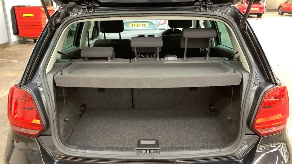 Used Volkswagen Polo 2017 for sale - 76868033: Photo 14