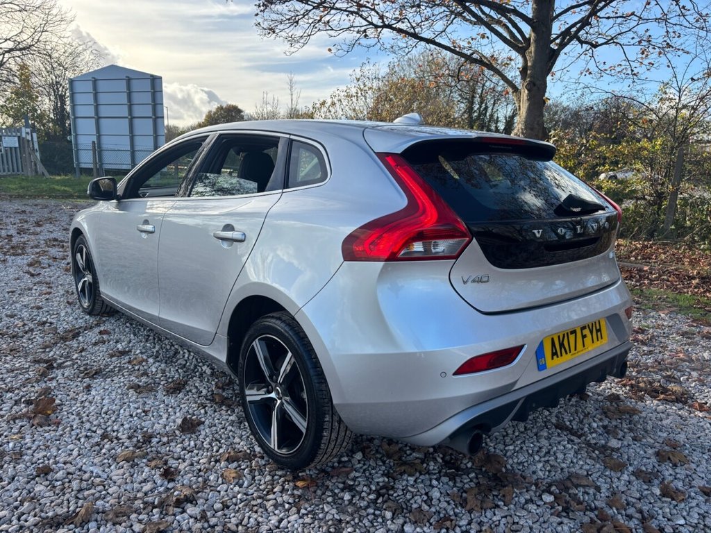 Used Volvo V40 2017 for sale - 76783655: Photo 12