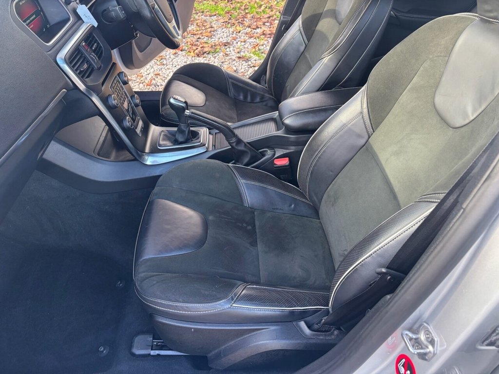 Used Volvo V40 2017 for sale - 76783655: Photo 28