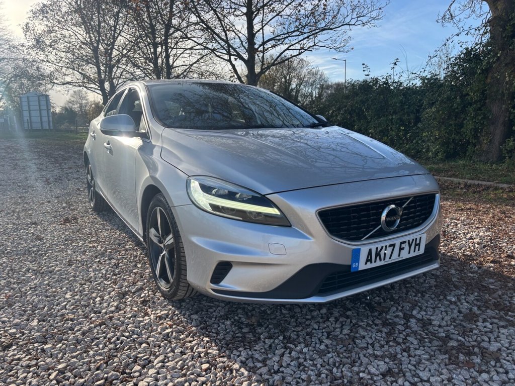 Used Volvo V40 2017 for sale - 76783655: Photo 5