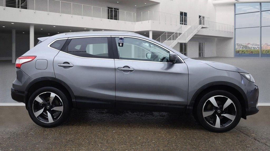 Used Nissan Qashqai 2016 for sale - 76783854: Photo 3