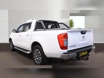 Used Nissan Navara 2017 for sale - 79805234: Photo
