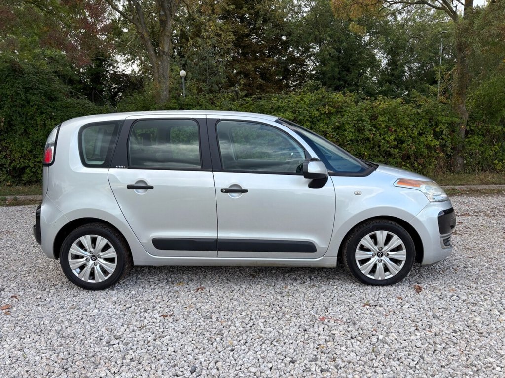 Used Citroen C3 Picasso 2009 for sale - 77211898: Photo 5