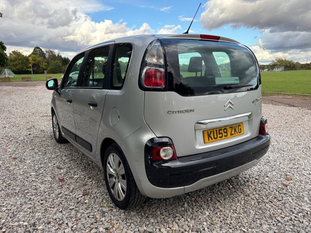 Used Citroen C3 Picasso 2009 for sale - 77211898: Photo 9