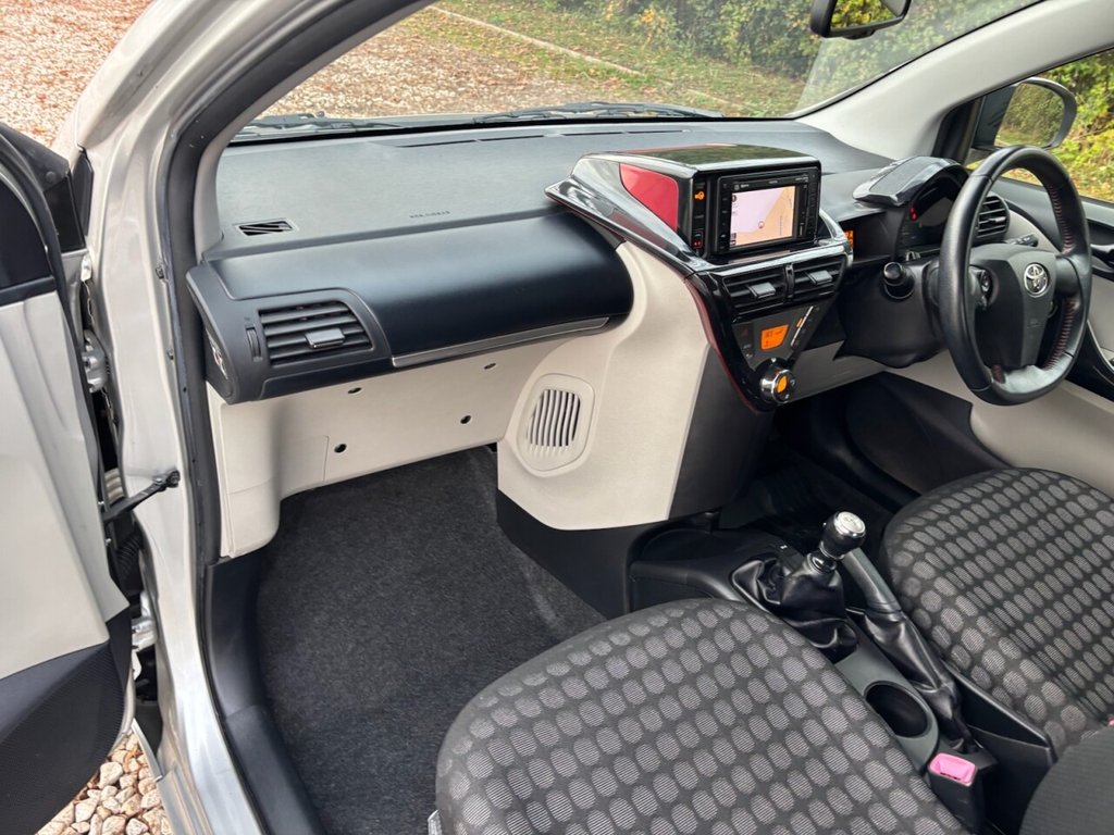 Used Toyota IQ 2012 for sale - 76783649: Photo 21